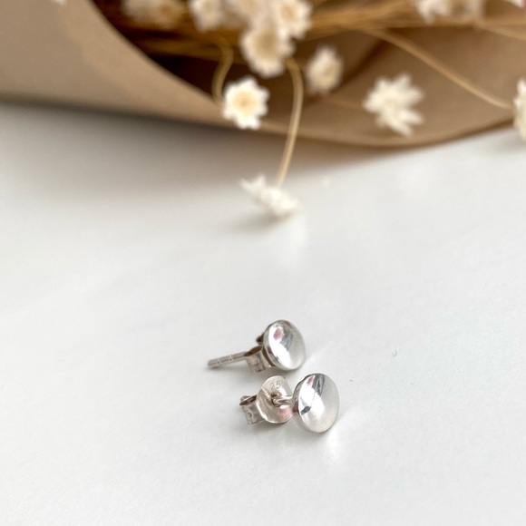 925 Sterling Silver Earrings (4 types) - Picture 3 of 10